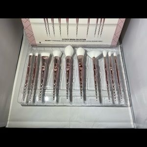 NIB Wet n Wild 10 Piece Rose Gold Brush Collection